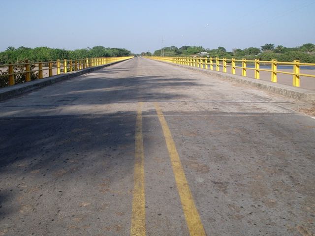 Canoero bridge.